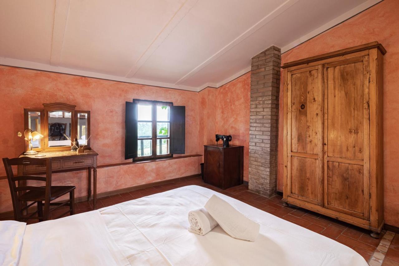 Fattoria Sant'Andrea - Farm Stay San Gimignano Buitenkant foto