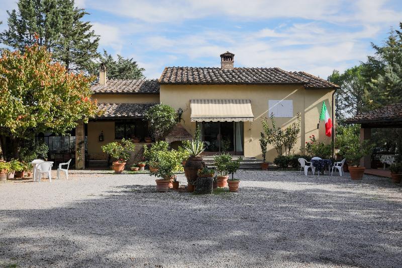 Fattoria Sant'Andrea - Farm Stay San Gimignano Buitenkant foto